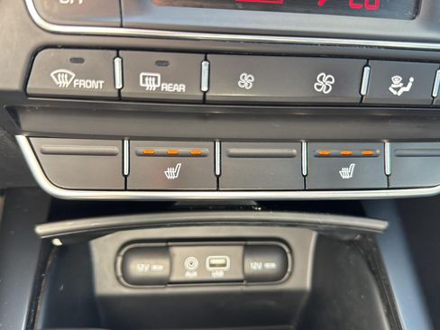 Used 2020 Kia Sorento S w/ Paint Protection Package FWD image 23