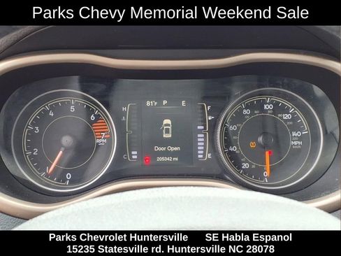 Used 2017 Jeep Cherokee Sport FWD image 12