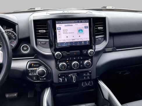 Used 2022 RAM 1500 Big Horn AWD/4WD image 8