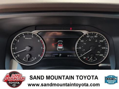 Used 2023 Nissan Rogue SV FWD image 17