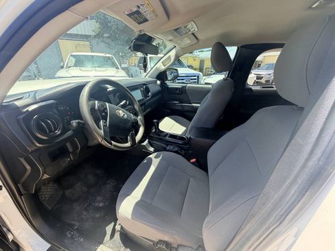 Used 2019 Toyota Tacoma SR RWD image 5