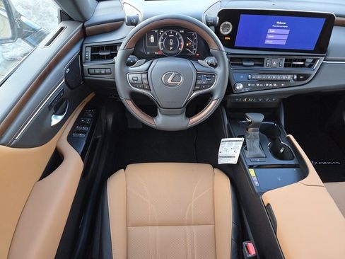 New 2025 Lexus ES 350 350 Luxury image 4