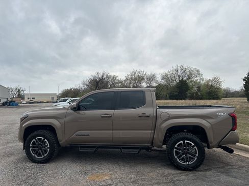 New 2026 Toyota Tacoma TRD Sport image 9