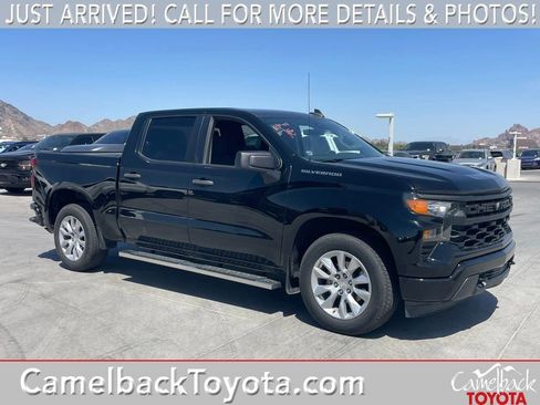 Used 2022 Chevrolet Silverado 1500 Custom RWD image 1