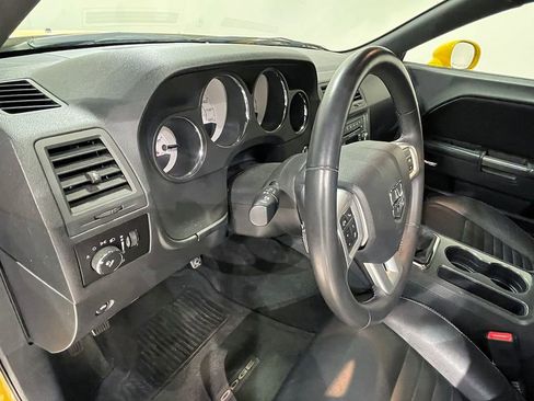 Used 2012 Dodge Challenger R/T RWD image 57