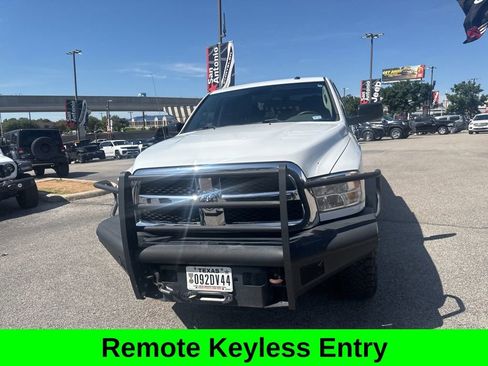 Used 2017 RAM 2500 Tradesman w/ Chrome Appearance Group AWD/4WD image 7
