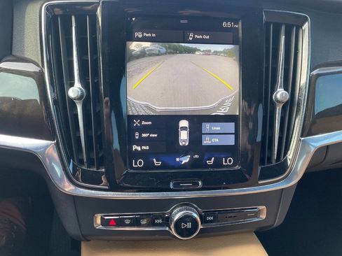 Used 2018 Volvo S90 T5 Momentum w/ Convenience Package AWD/4WD image 57