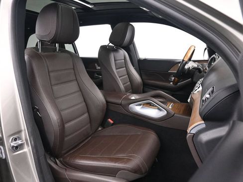 Used 2022 Mercedes-Benz GLS 450 4MATIC image 29
