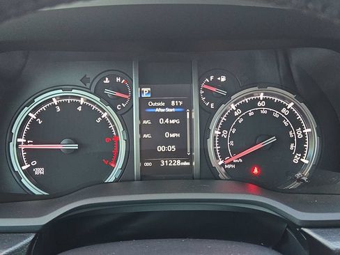 Used 2023 Toyota 4Runner TRD Sport AWD/4WD image 21