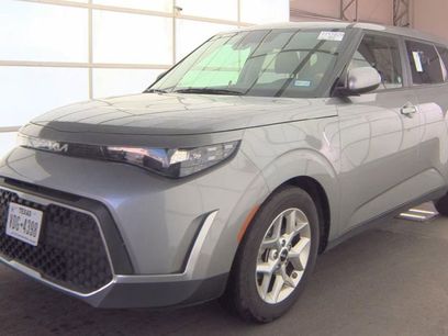 Used 2024 Kia Soul LX w/ Option Group 015