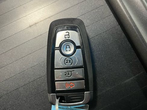 Used 2025 Ford Expedition Max Platinum w/ Stealth Performance Package image 35