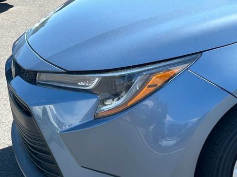 Used 2023 Toyota Corolla LE FWD image 12
