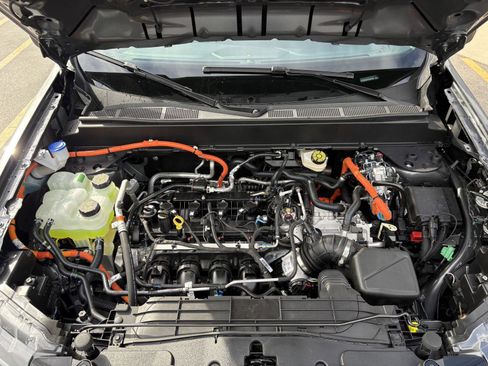 New 2026 Ford Maverick Lariat AWD/4WD image 24