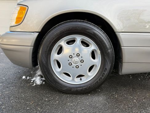 Used 1995 Mercedes-Benz S 500 Sedan image 60