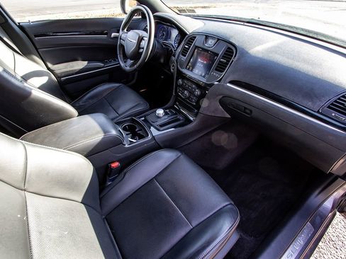 Used 2018 Chrysler 300 S w/ Safetytec Plus Group image 21