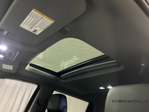 Used 2020 GMC Sierra 1500 Denali w/ Denali Ultimate Package image 23