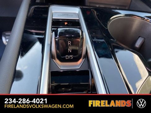 New 2026 Volkswagen Atlas Cross Sport SEL Premium R-Line image 42