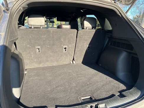 Used 2025 Ford Escape ST-Line image 17