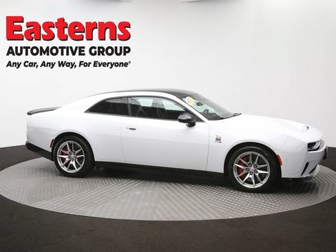 Used 2024 Dodge Charger Daytona Scat Pack w/ Plus Group AWD/4WD image 48