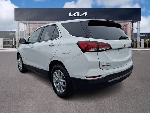 Used 2023 Chevrolet Equinox LT w/ LPO, Floor Liner Package AWD/4WD image 4