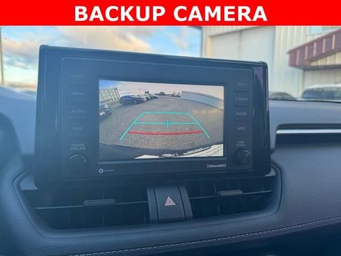 Certified 2022 Toyota RAV4 XLE image 5