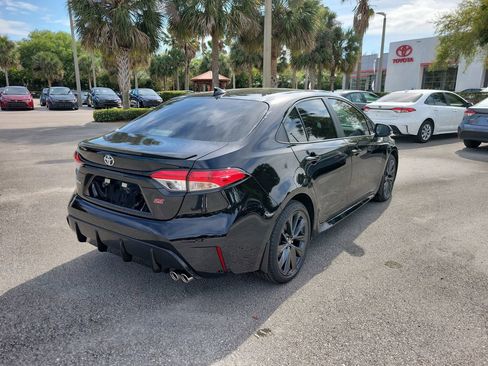 New 2026 Toyota Corolla SE FWD image 3