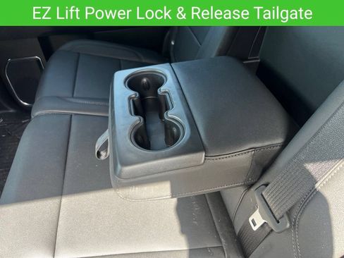 Used 2025 Chevrolet Silverado 1500 LT Trail Boss w/ LT Trail Boss Premium Package AWD/4WD image 38
