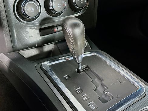 Used 2011 Dodge Challenger RWD image 22