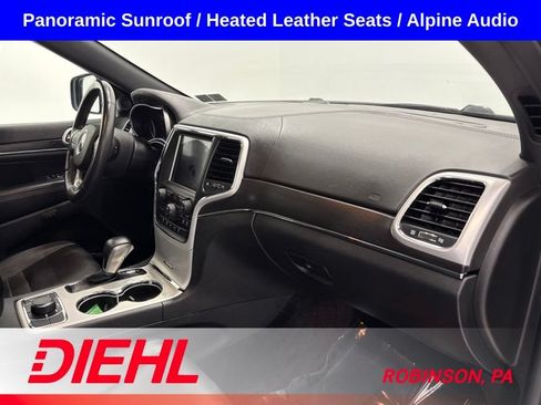 Used 2018 Jeep Grand Cherokee Limited AWD/4WD image 17