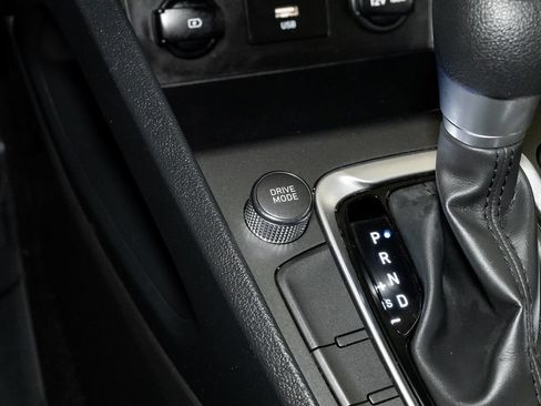 Used 2022 Hyundai Kona SE AWD/4WD image 21