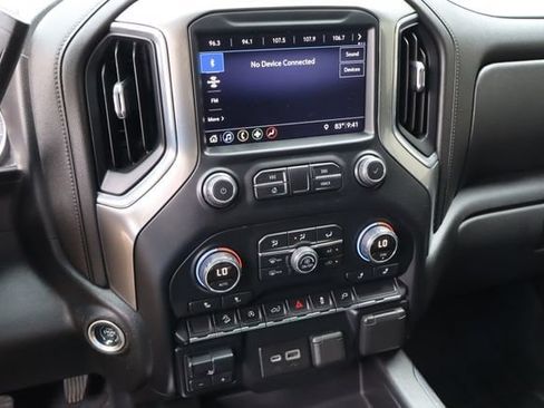 Used 2019 Chevrolet Silverado 1500 LT Trail Boss AWD/4WD image 6