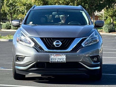 Used 2018 Nissan Murano SV image 10