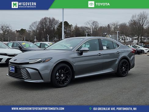 New 2026 Toyota Camry Hybrid image 1