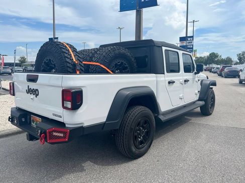Used 2021 Jeep Gladiator Sport AWD/4WD image 6