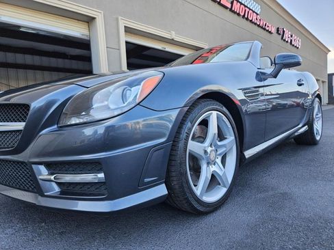 Used 2013 Mercedes-Benz SLK 250 2dr Roadster SLK 250 image 16