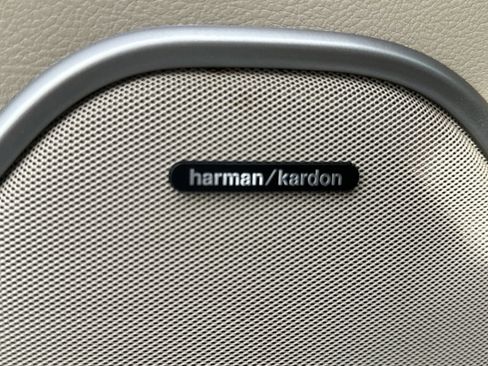 Used 2020 Jeep Grand Cherokee Limited w/ Luxury Group II image 24