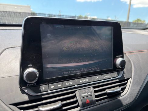 Used 2020 Nissan Altima 2.5 SR w/ Premium Package FWD image 23