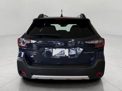 Used 2023 Subaru Outback Limited AWD/4WD image 11