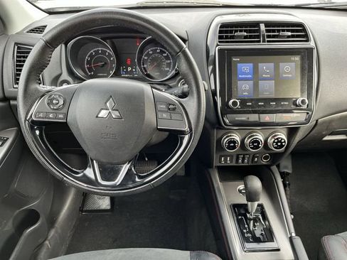 Used 2023 Mitsubishi Outlander Sport AWD image 13