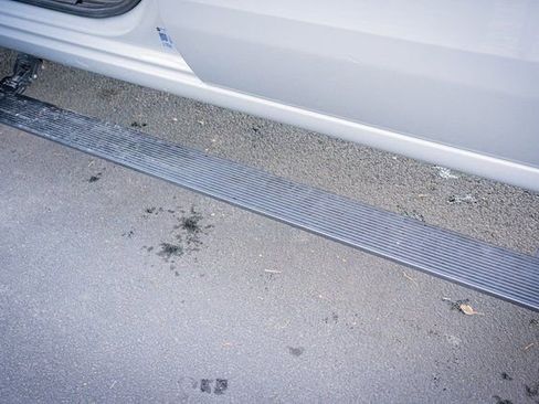 Used 2024 Chevrolet Silverado 1500 ZR2 w/ Technology Package image 14