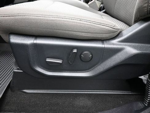 Used 2019 Ford F150 XLT w/ Equipment Group 302A Luxury image 10