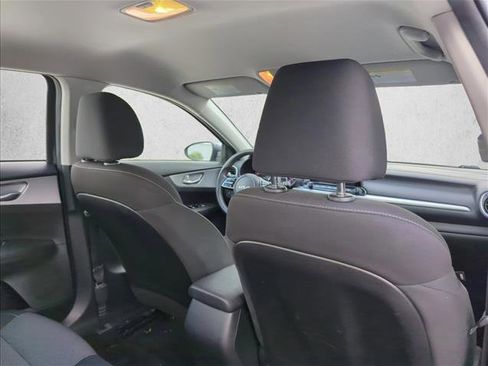 Used 2022 Kia Forte LXS image 19