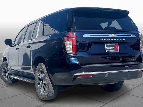 Used 2022 Chevrolet Suburban LT image 11