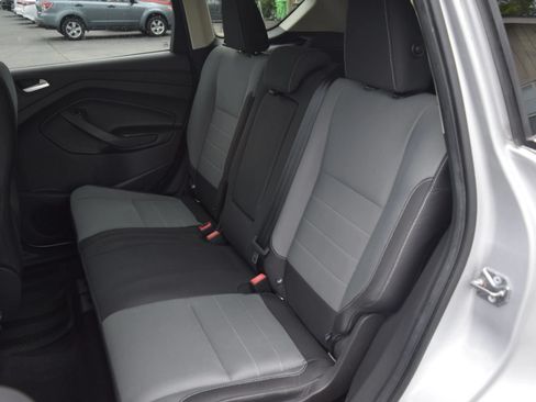 Used 2016 Ford Escape SE FWD image 7