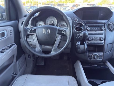 Used 2015 Honda Pilot Touring image 21