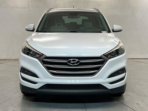 Used 2016 Hyundai Tucson SE w/ Option Group 02 FWD image 8