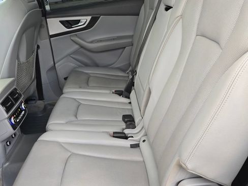 Used 2018 Audi Q7 3.0T AWD/4WD image 50