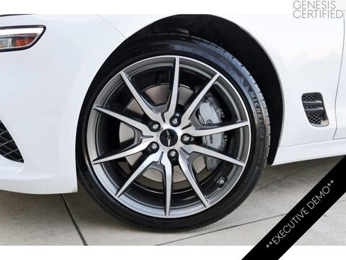 Used 2026 Genesis G70 2.5T image 32