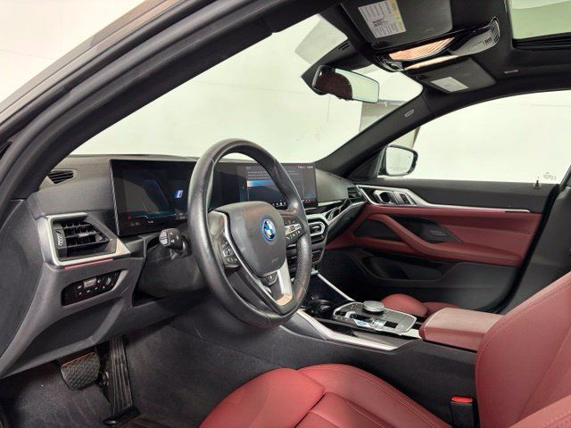 Used 2024 BMW i4 xDrive40i w/ Premium Package AWD/4WD image 9