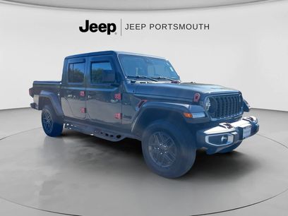 Used 2024 Jeep Gladiator Sport
